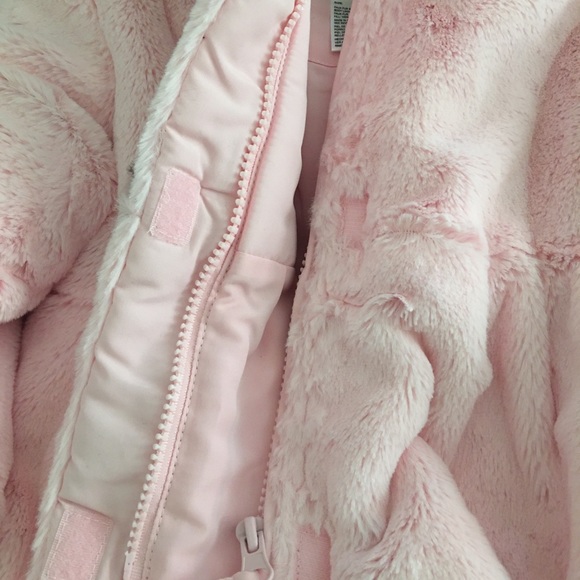 Rothschild girls soft pink faux fur hooded coat jacket size 18 months - Picture 5 of 5